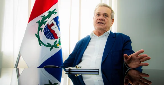 Lessa teve sinal verde dos Calheiros para o Senado antes de aliança com JHC