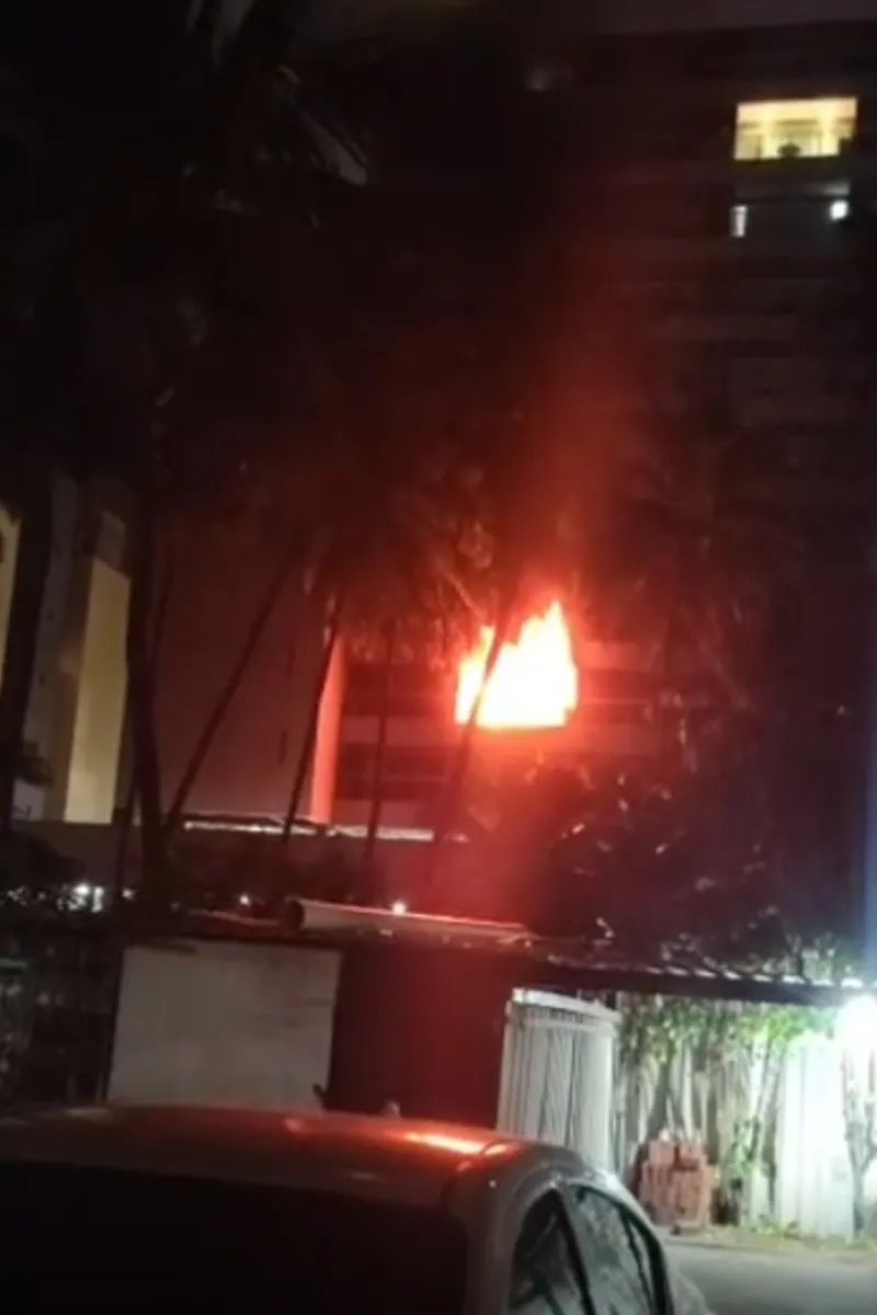 Apartamento sofre perda total após incêndio na orla de Maceió