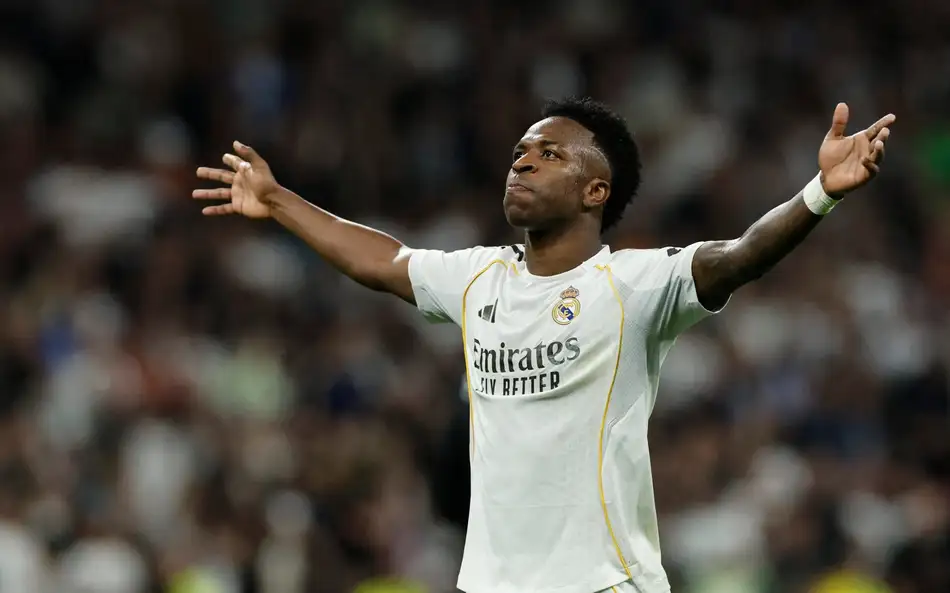 Real Madrid confirma renovação de Vinicius Júnior com contrato até 2032