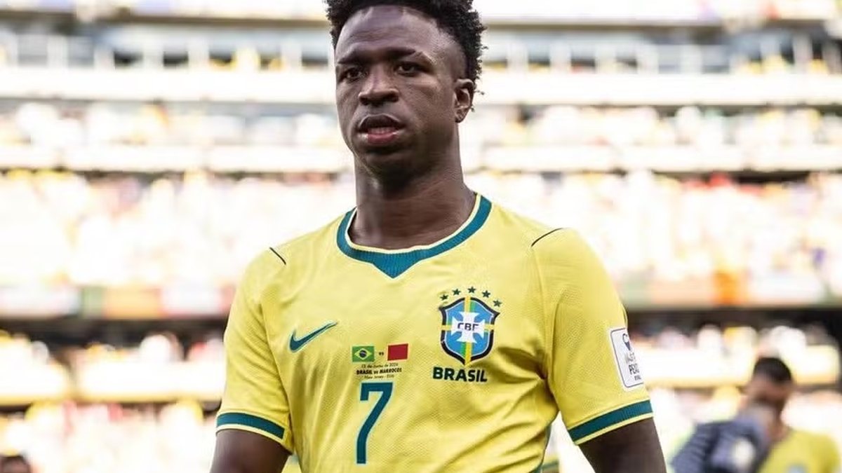 Vini Jr. é 'esquecido' por colegas da Seleção no aniversário