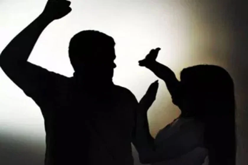 Mulher é espancada pelo marido no bairro do Jacintinho, em Maceió