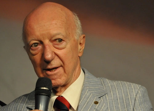 Morre Claudio Carsughi, um dos nomes históricos do jornalismo esportivo brasileiro