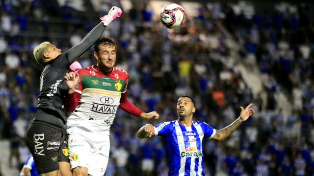 CSA passa pelo Brusque com goleada e se aproxima do G-4 da Série B