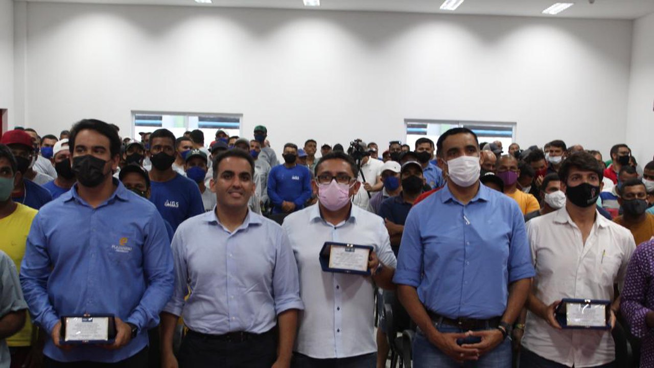 Geração de empregos rende homenagem a empresários no Pilar