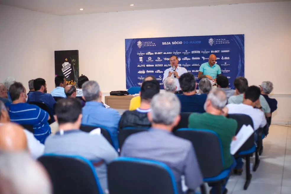Reunião no CSA pode antecipar pleito e definir futuro do comando
