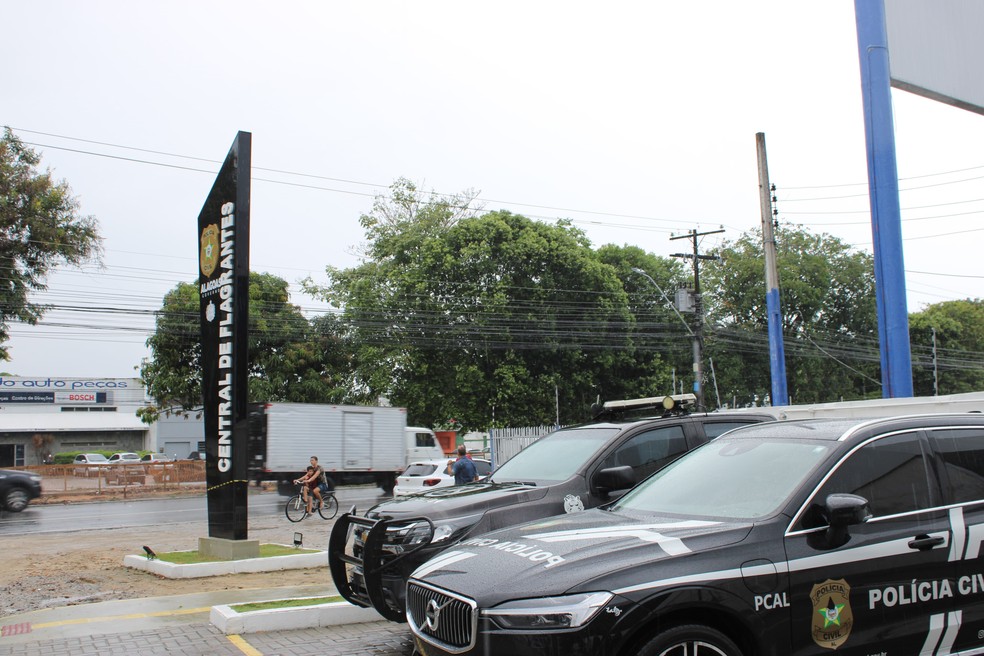 Motorista atropela mulher, foge e acaba preso com cocaína em Maceió