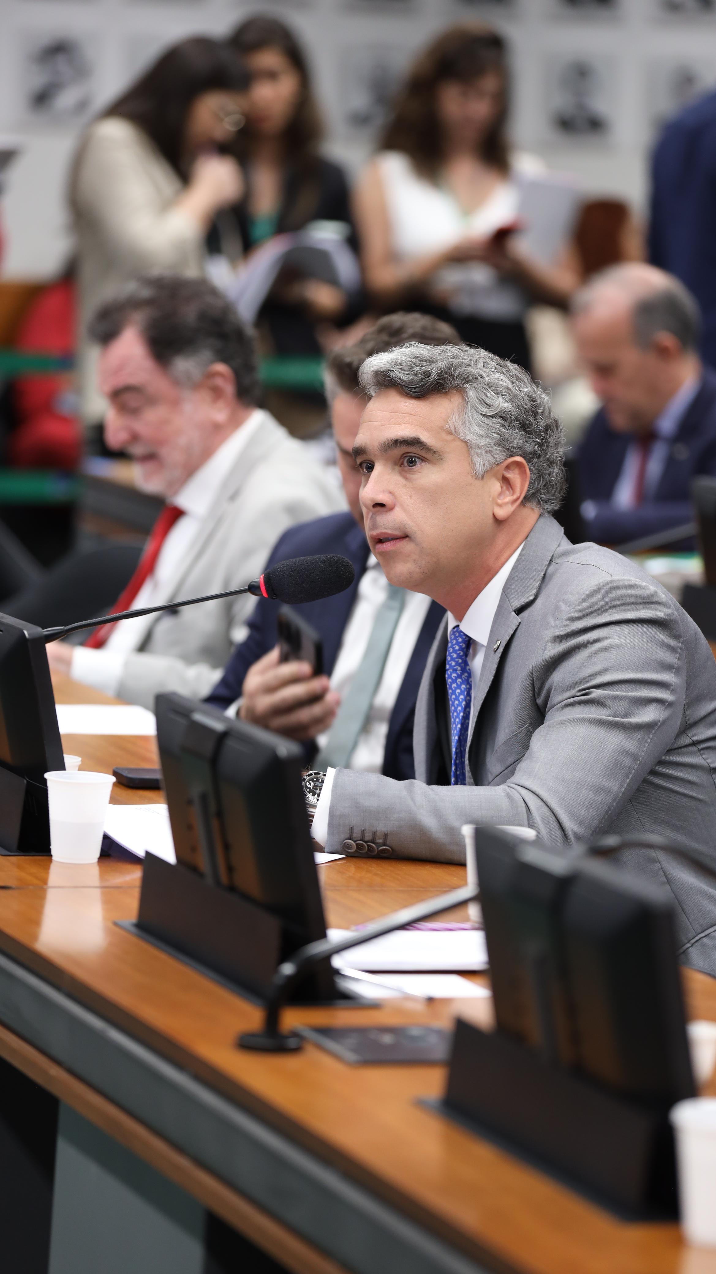 Cônjuge pode ter direito à licença para acompanhar parceiro no tratamento de câncer