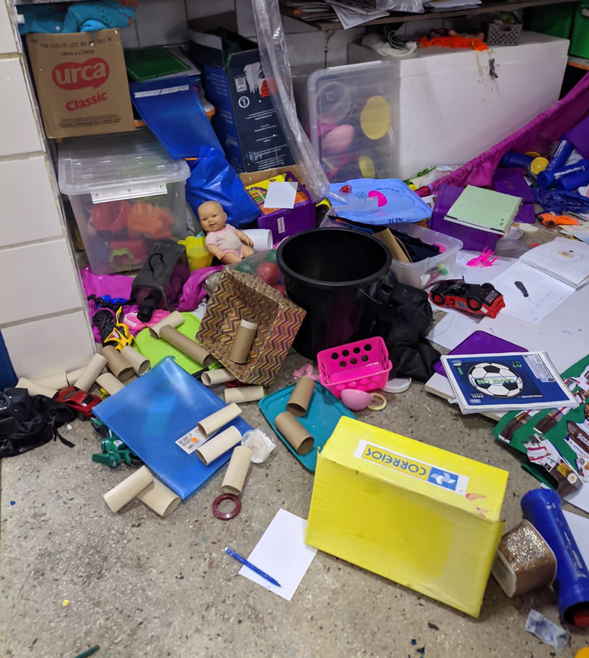 Escola municipal é alvo de furto e vandalismo na parte alta de Maceió