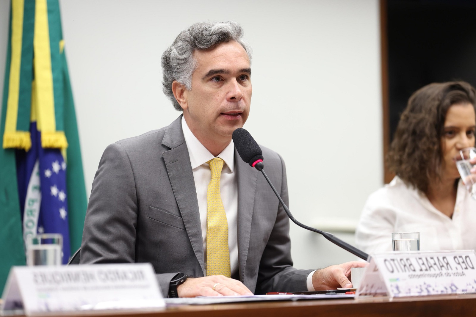 PL de Rafael Brito sobre piso salarial para professores temporários pode ser votado no STF a qualquer momento
