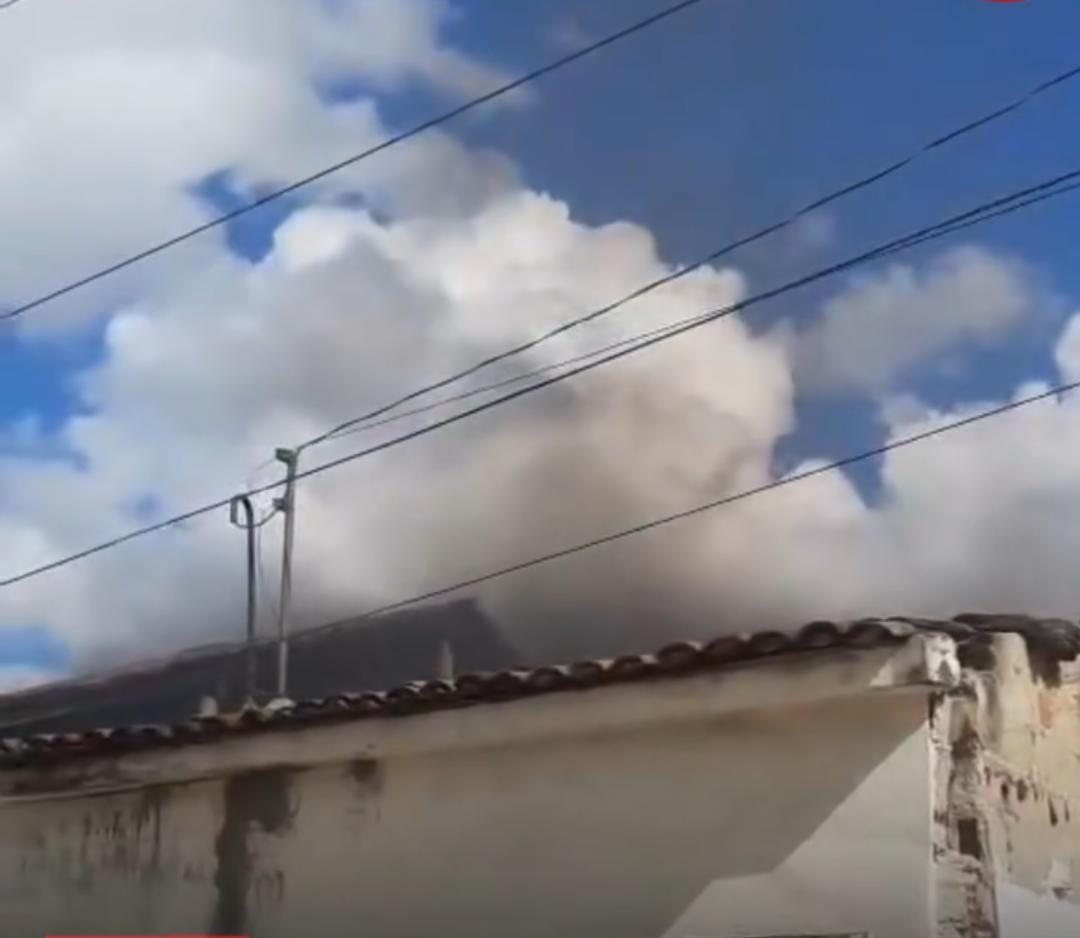 Mulher é presa suspeita de agredir ex e incendiar a própria casa em Arapiraca