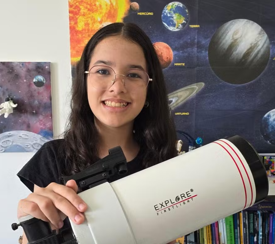 Com 12 anos, astrônoma alagoana tem asteroide batizado com seu nome