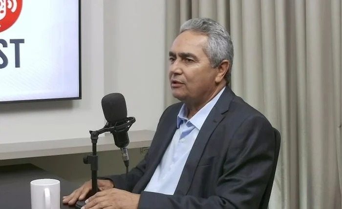 Ex-delegado, Chico Tenório reconhece erro ao ter prendido usuários de maconha