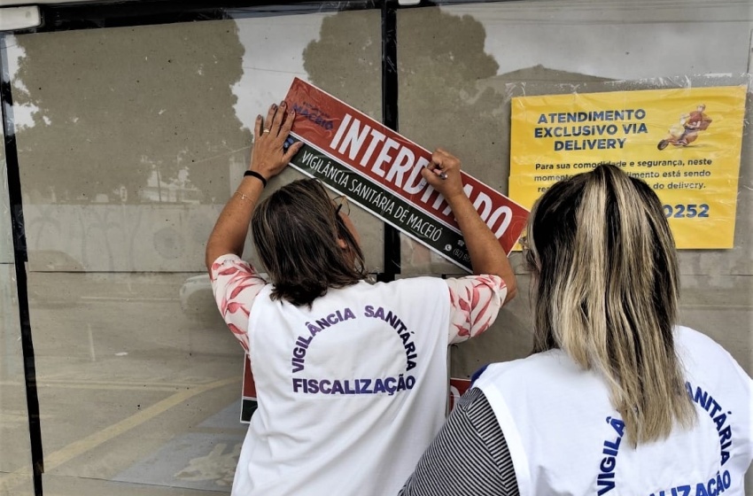 Vigilância Sanitária interdita farmácia na Gruta de Lourdes