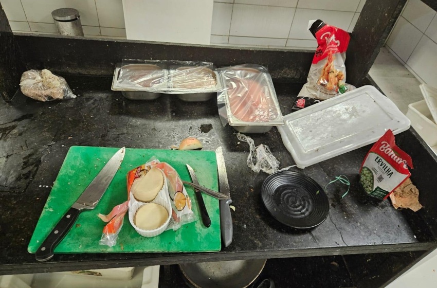 Estabelecimento de sushi é interditado por falta de higiene e insalubridade em Maceió