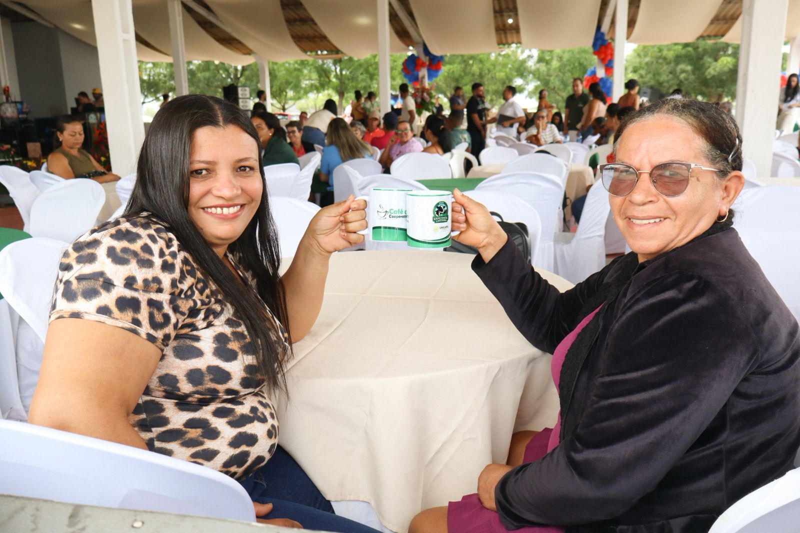 Café com Cooperativismo movimenta manhã de sábado na Expo Bacia Leiteira 2025