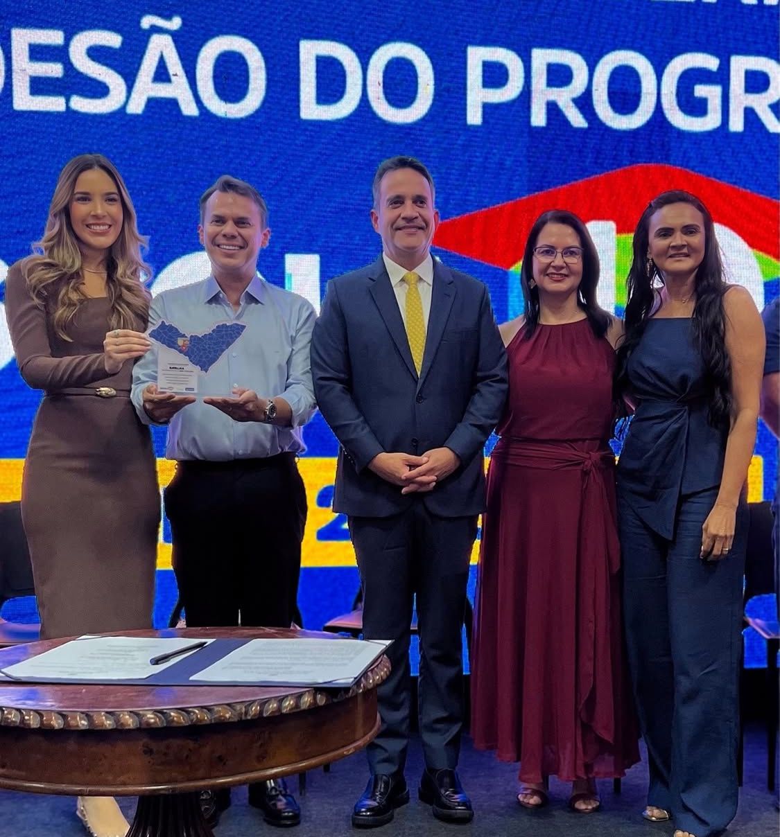 Wagney Dantas comemora conquista da Educação de Batalha em solenidade do Prêmio Escola 10