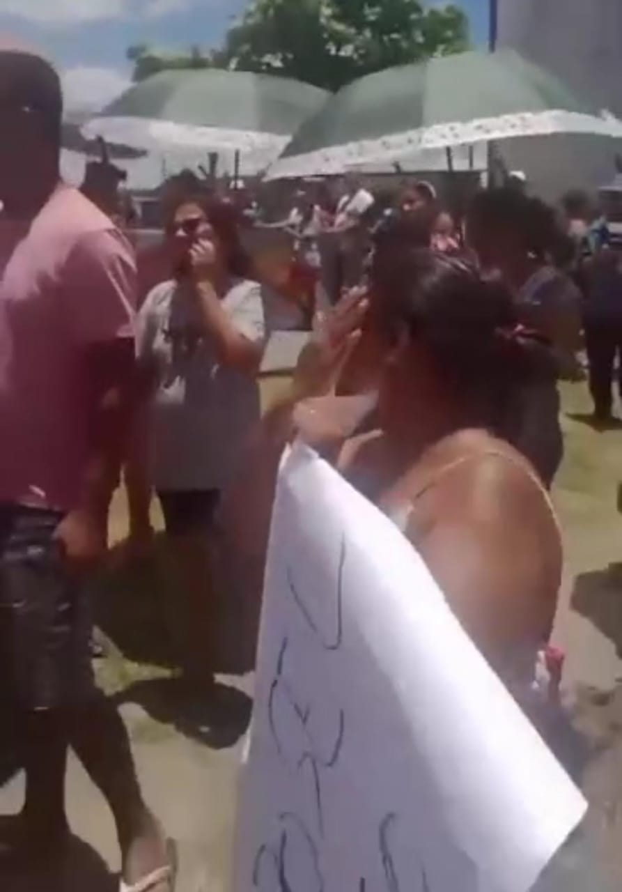 Protesto de moradores contra a BRK acaba em confusão em Rio Largo