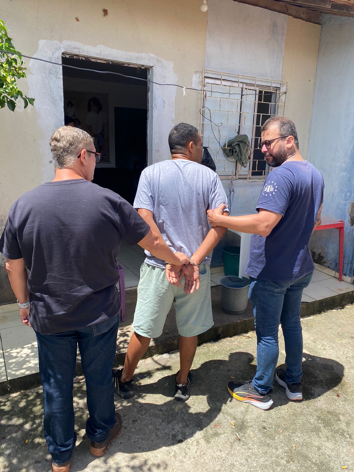 Polícia prende homem que tentou roubar estudantes no Poço, em Maceió