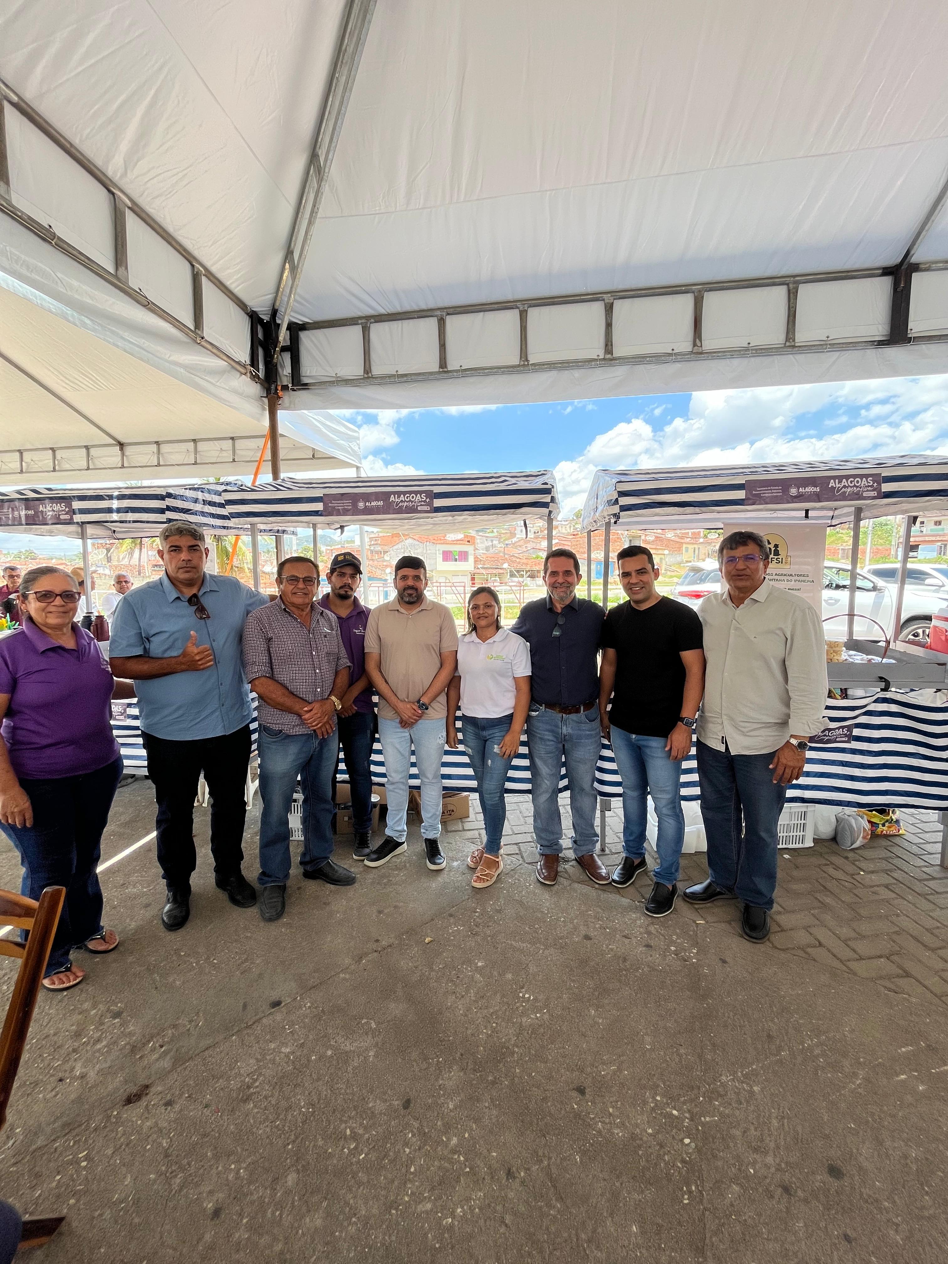 Unicafes-AL marca presença em Santana do Ipanema durante Circuito Regional de Feiras