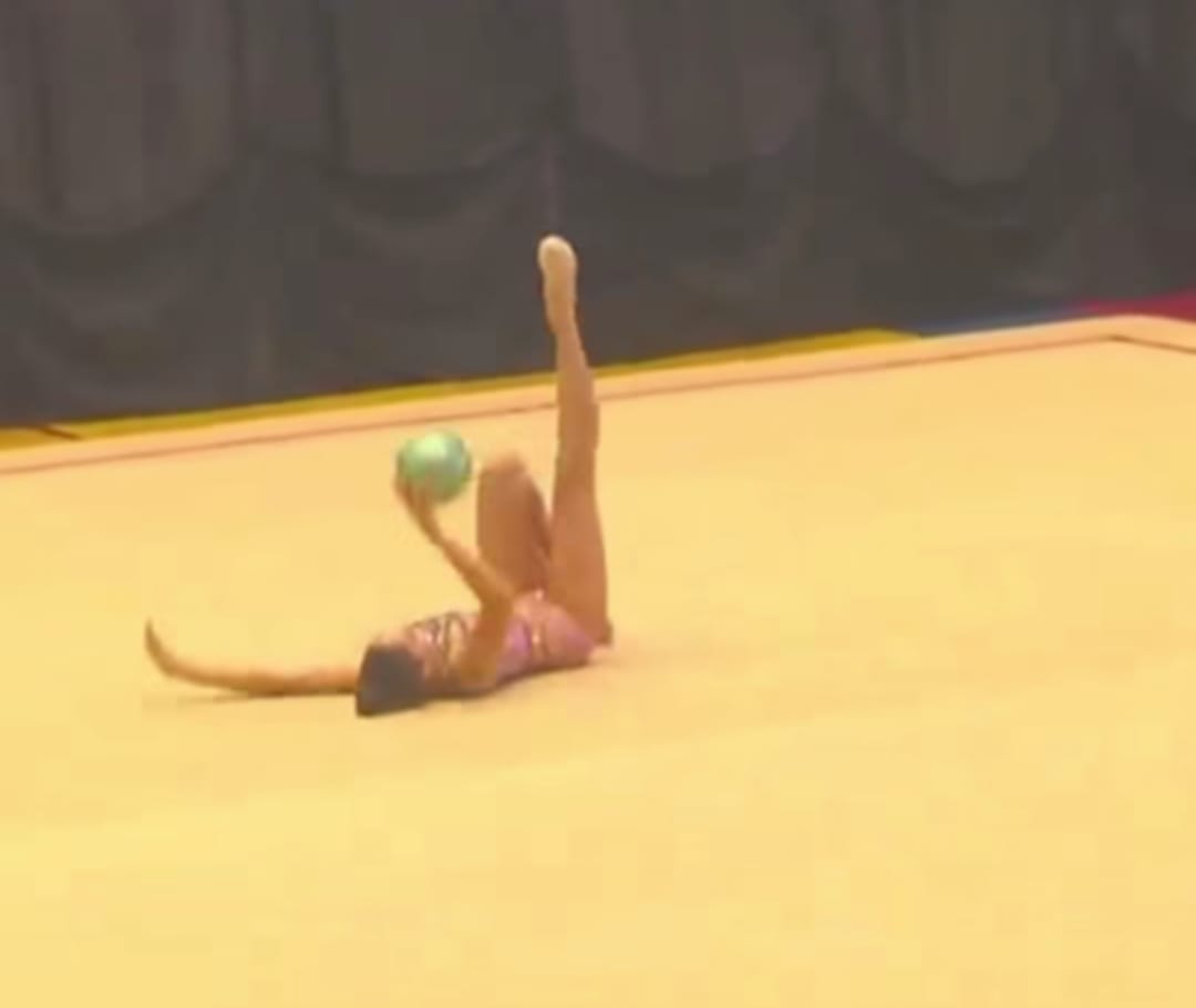 Alagoana conquista o ouro no Campeonato Sul-Americano de ginástica rítmica na Argentina