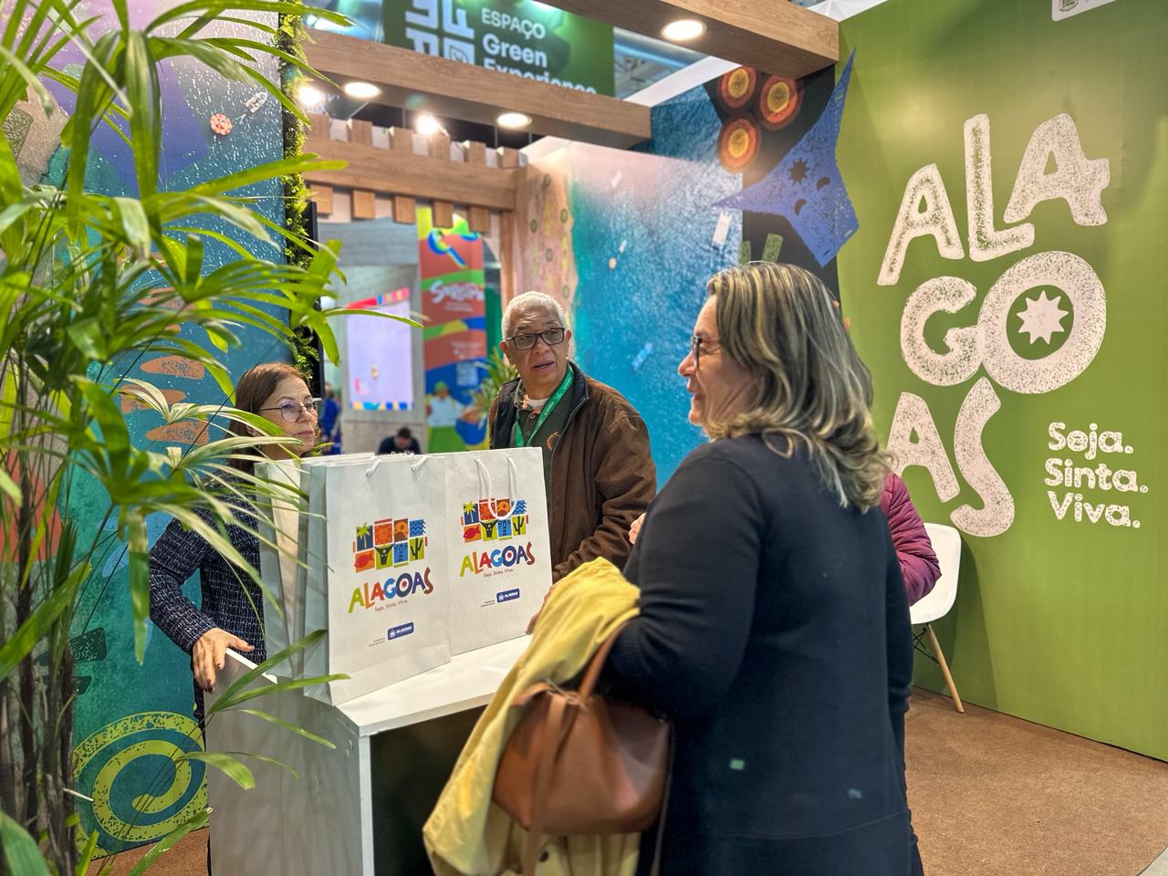 Setur promove Destino Alagoas na 37ª edição da Festuris, em Gramado (RS)