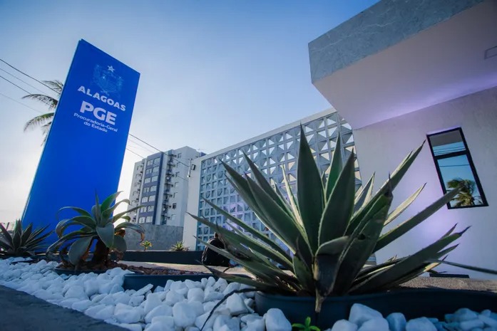 Concurso para procurador do Estado é autorizado e regulamento é publicado no Diário Oficial