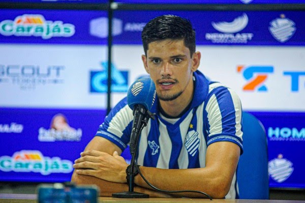 Lucão sofre lesão e desfalca CSA na pré-temporada