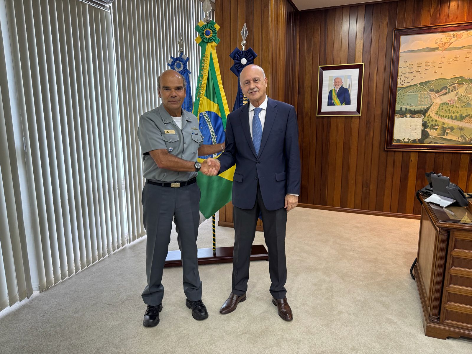 Presidente do Sindaçúcar-AL e Comandante da Marinha discutem uso de etanol na navegação marítima