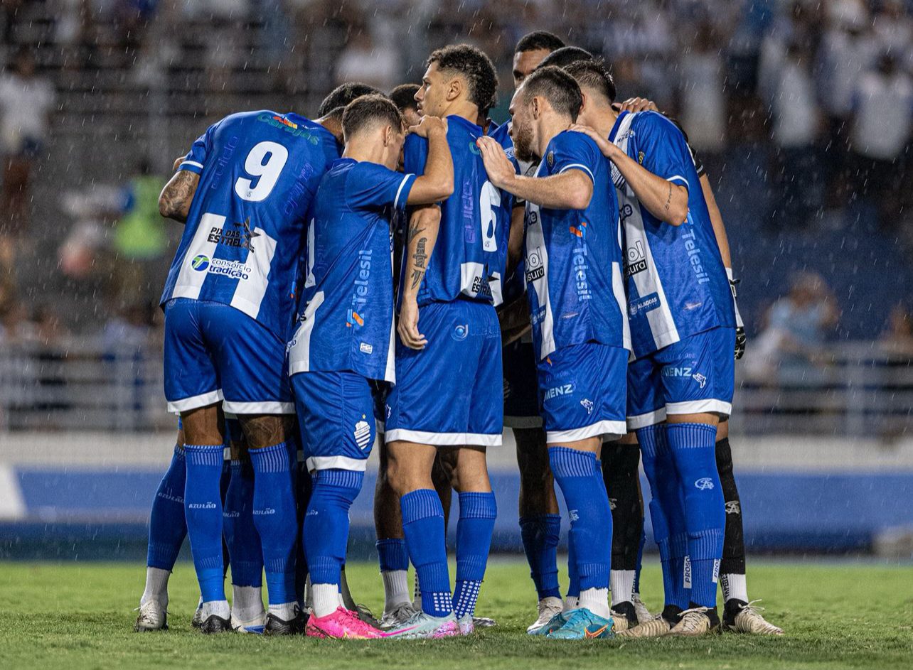 Em meio à instabilidade política, CSA atrasa salário de jogadores