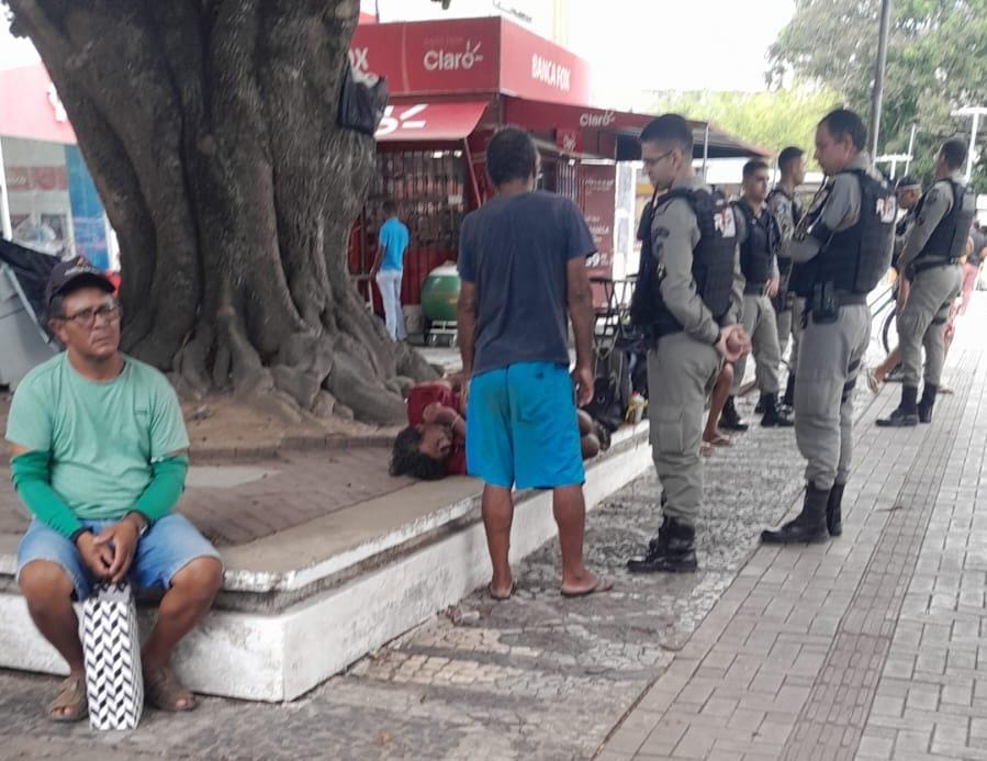 Morador de rua é esfaqueado após briga no Centro de Arapiraca﻿ ﻿