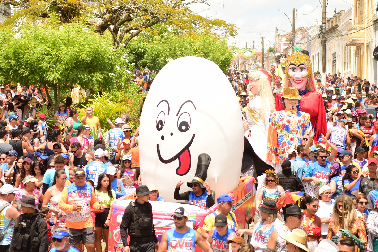Ovo da madrugada pretende arrastar mais de 20 mil foliões em Penedo