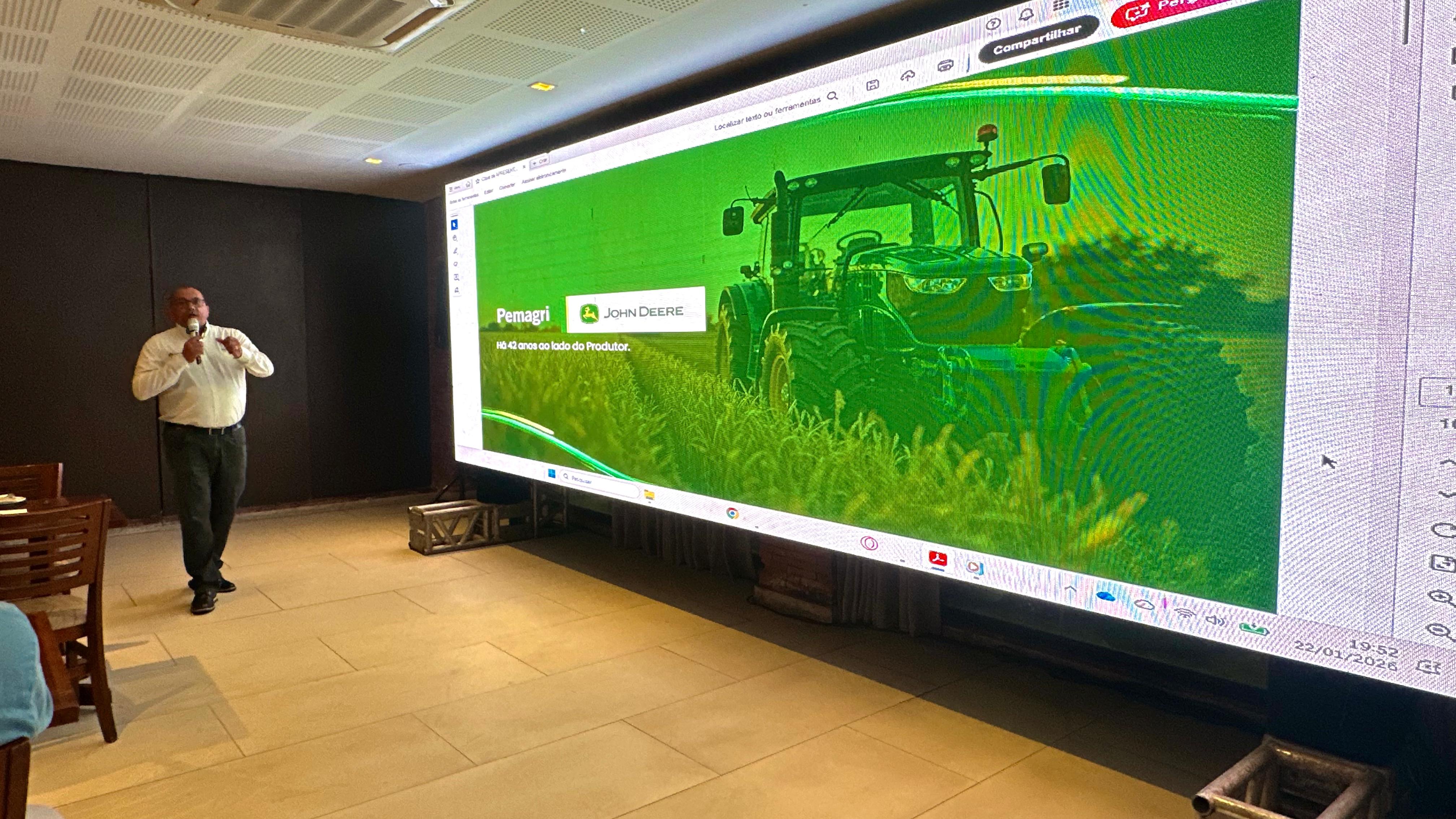 Workshop apresenta tecnologias John Deere para otimizar a produção canavieira do plantio à colheita