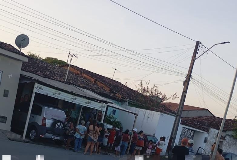 Homem mata o irmão a facadas durante confraternização em Pilar