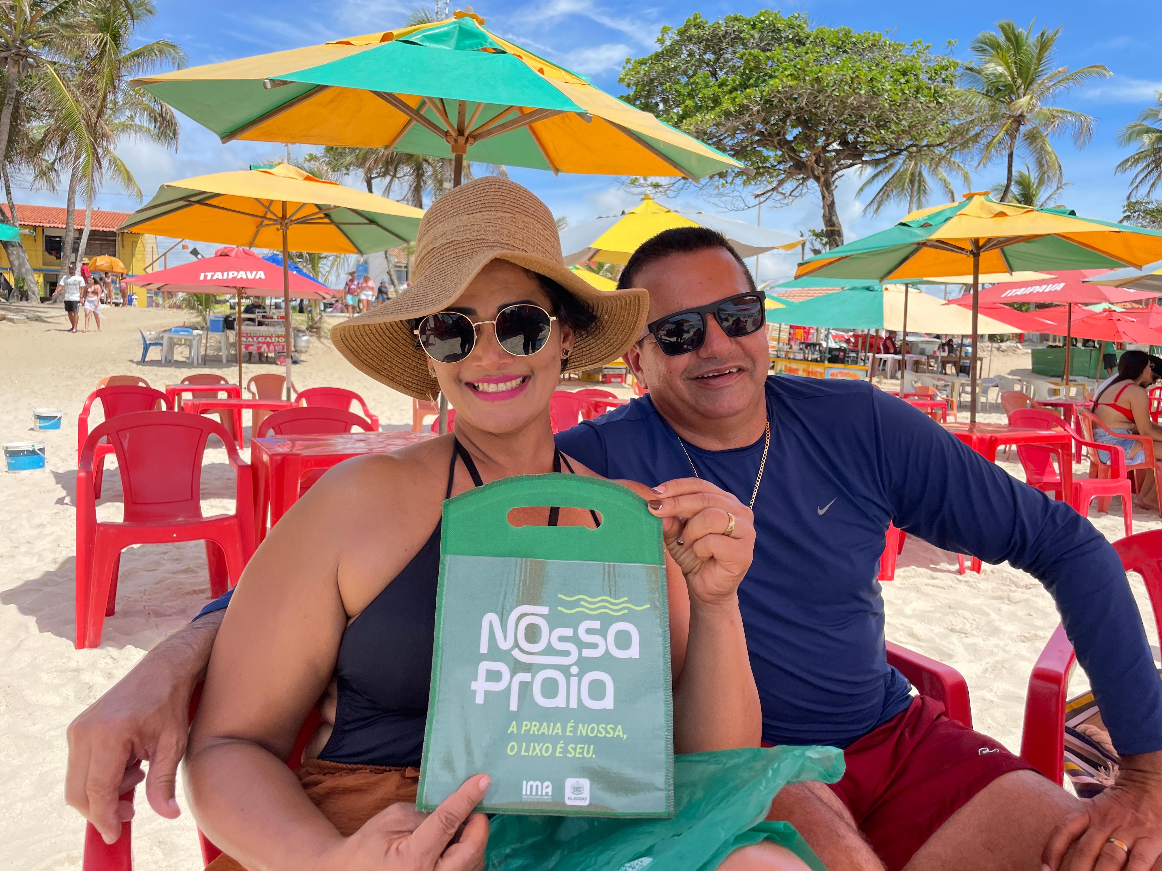 Folia com consciência: praias do Litoral Sul recebem ação ambiental no Carnaval