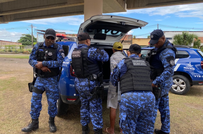 Guarda Municipal prende suspeito de dois homicídios em Maceió