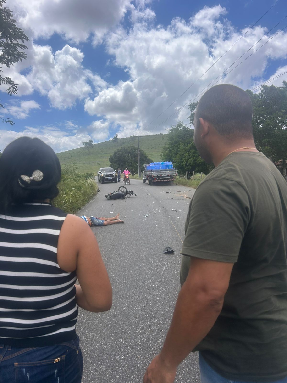 Homem fica ferido após colisão entre moto e caminhão no Agreste de AL