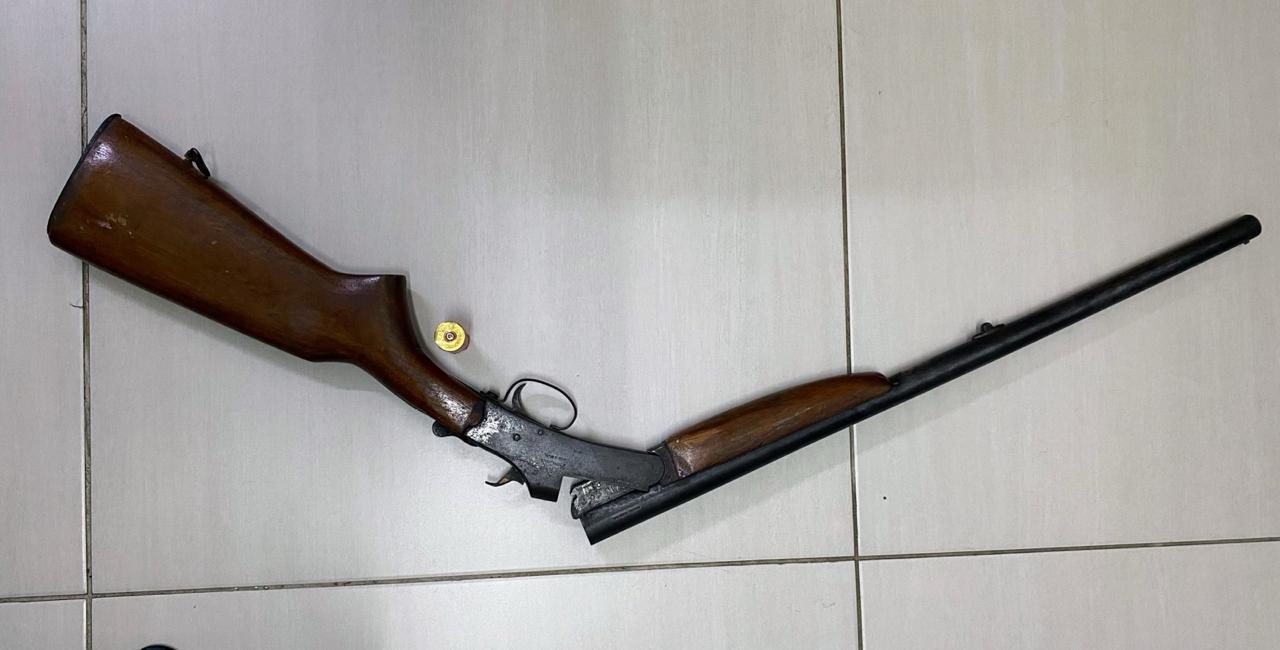 Homem é detido em flagrante por tentativa de homicídio e porte ilegal de arma