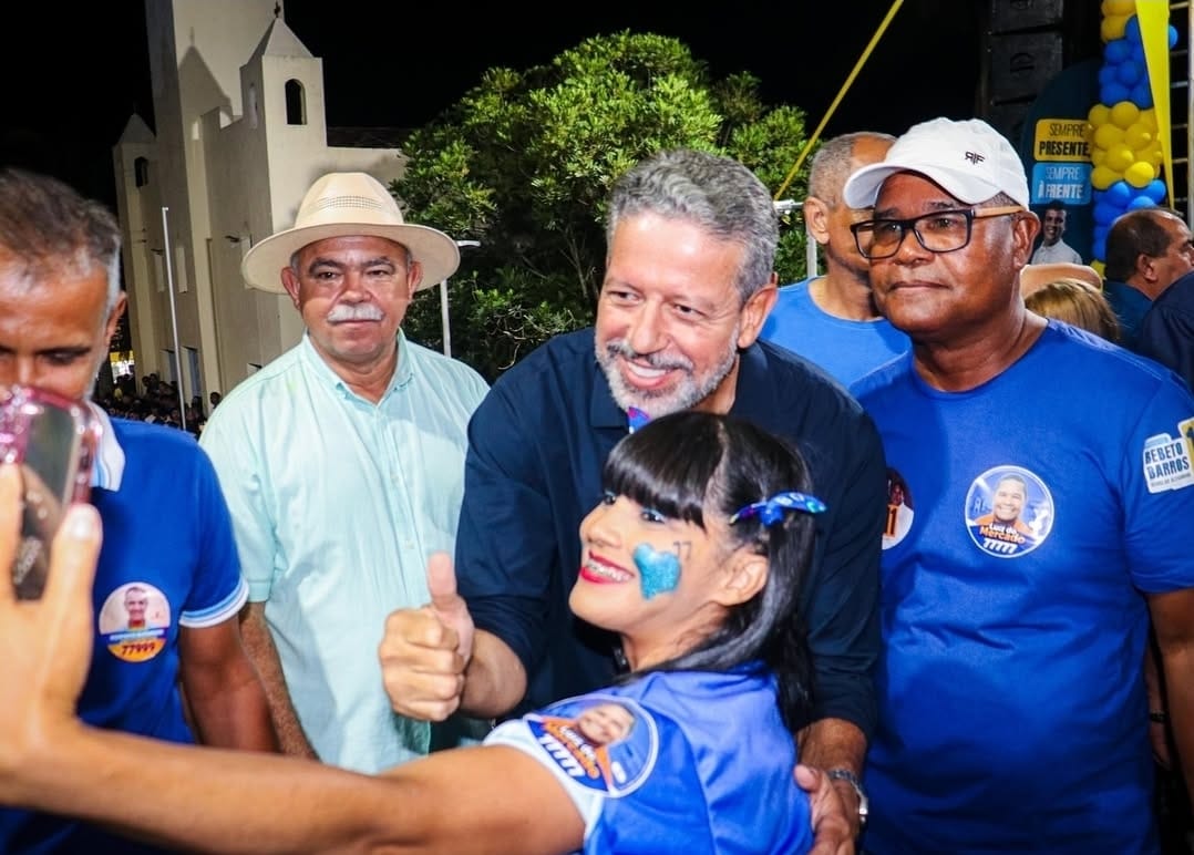 Arthur Lira lança pré-candidatura ao Senado em grande ato em Maceió