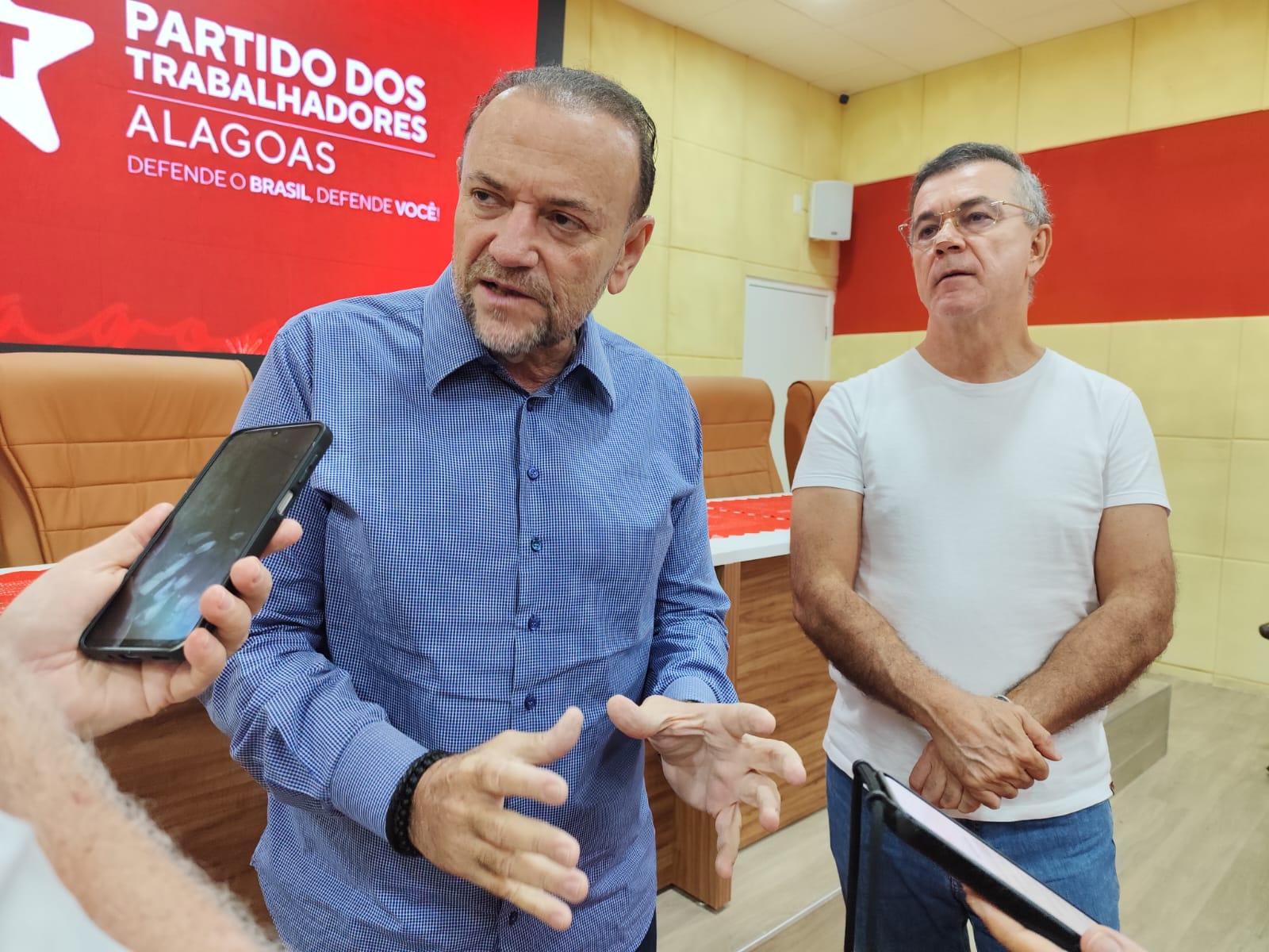 Edinho Silva quer diálogo com JHC e fala em “lado certo do jogo”