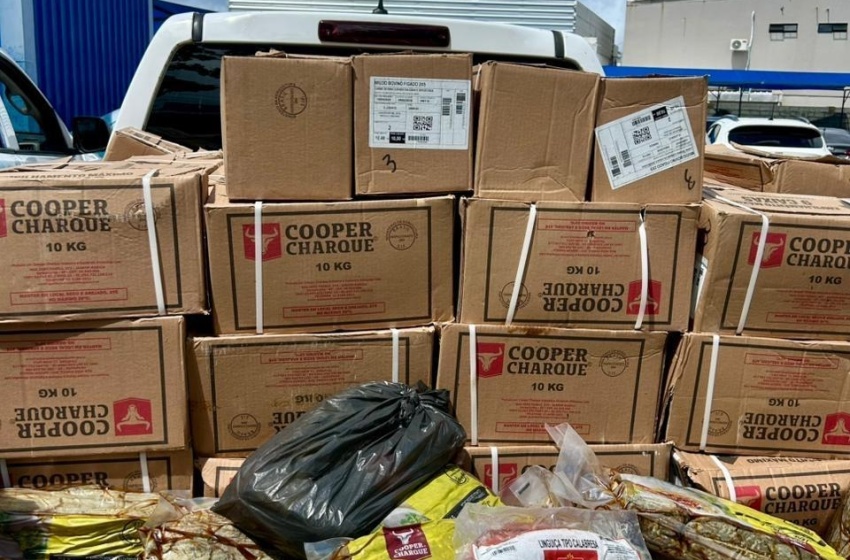 Mais de 2 toneladas de alimentos impróprios são apreendidas em Maceió