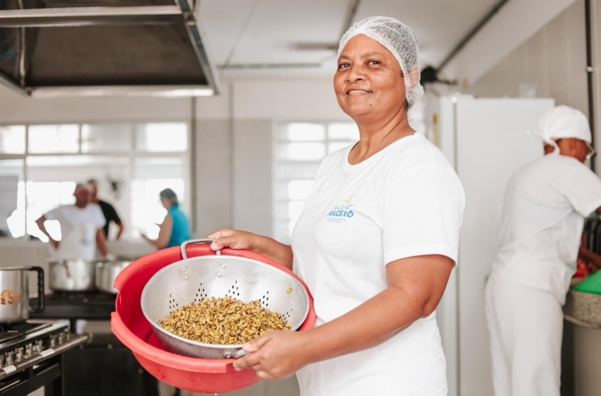Sururu entra no cardápio escolar da rede municipal de Maceió