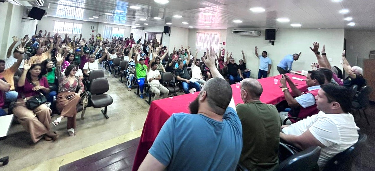 Servidores rejeitam proposta de 4,30% da Prefeitura de Maceió e exigem ganho real