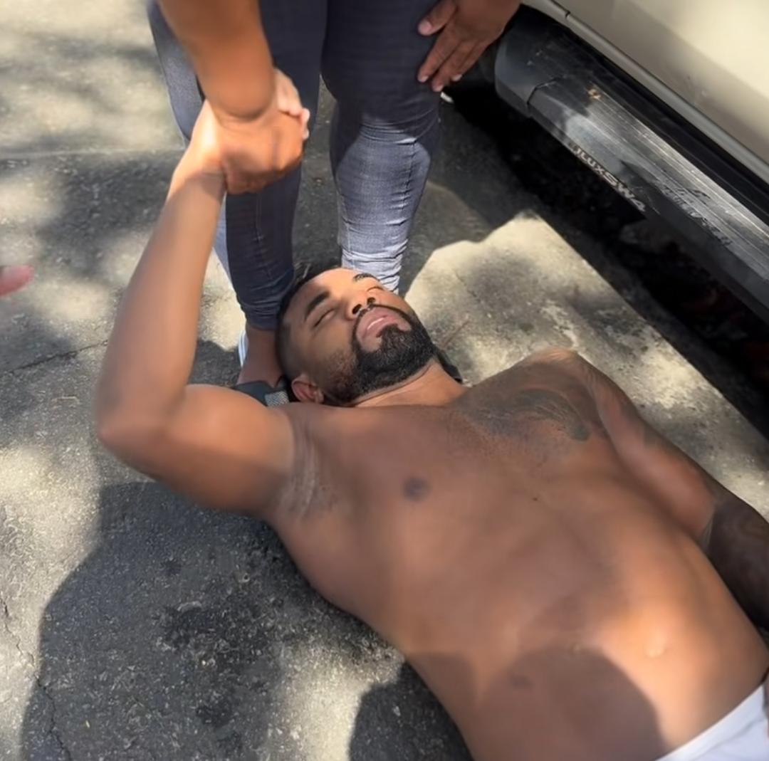 Davi Brito sofre fortes dores em crise de cãimbra e registra momento nas redes sociais