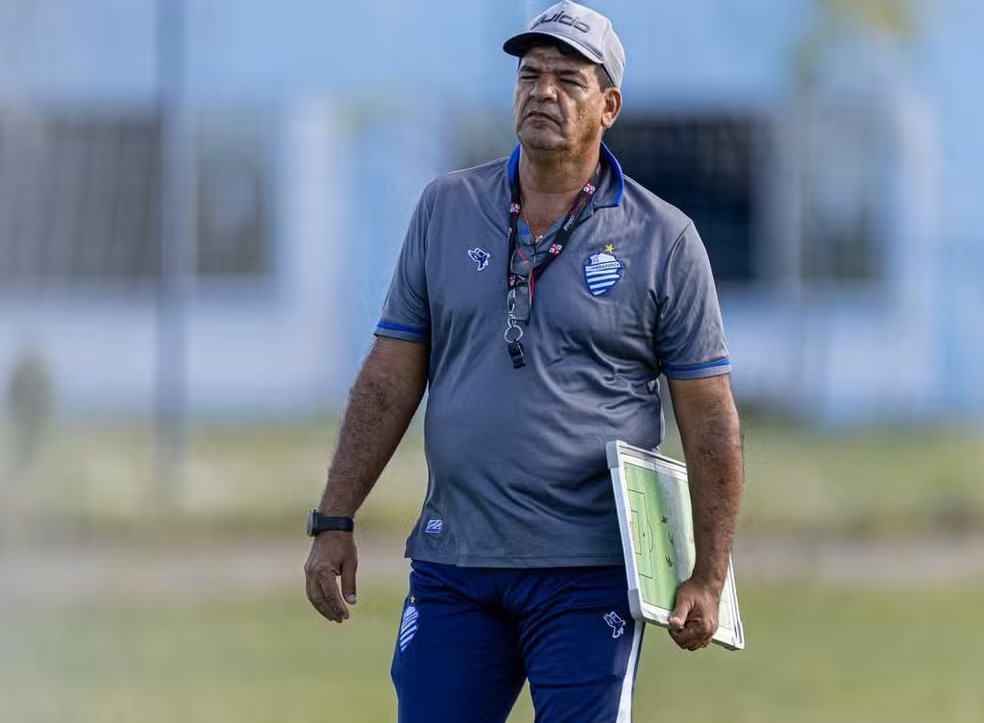 Moacir Júnior prepara CSA com mudanças para enfrentar o CSE