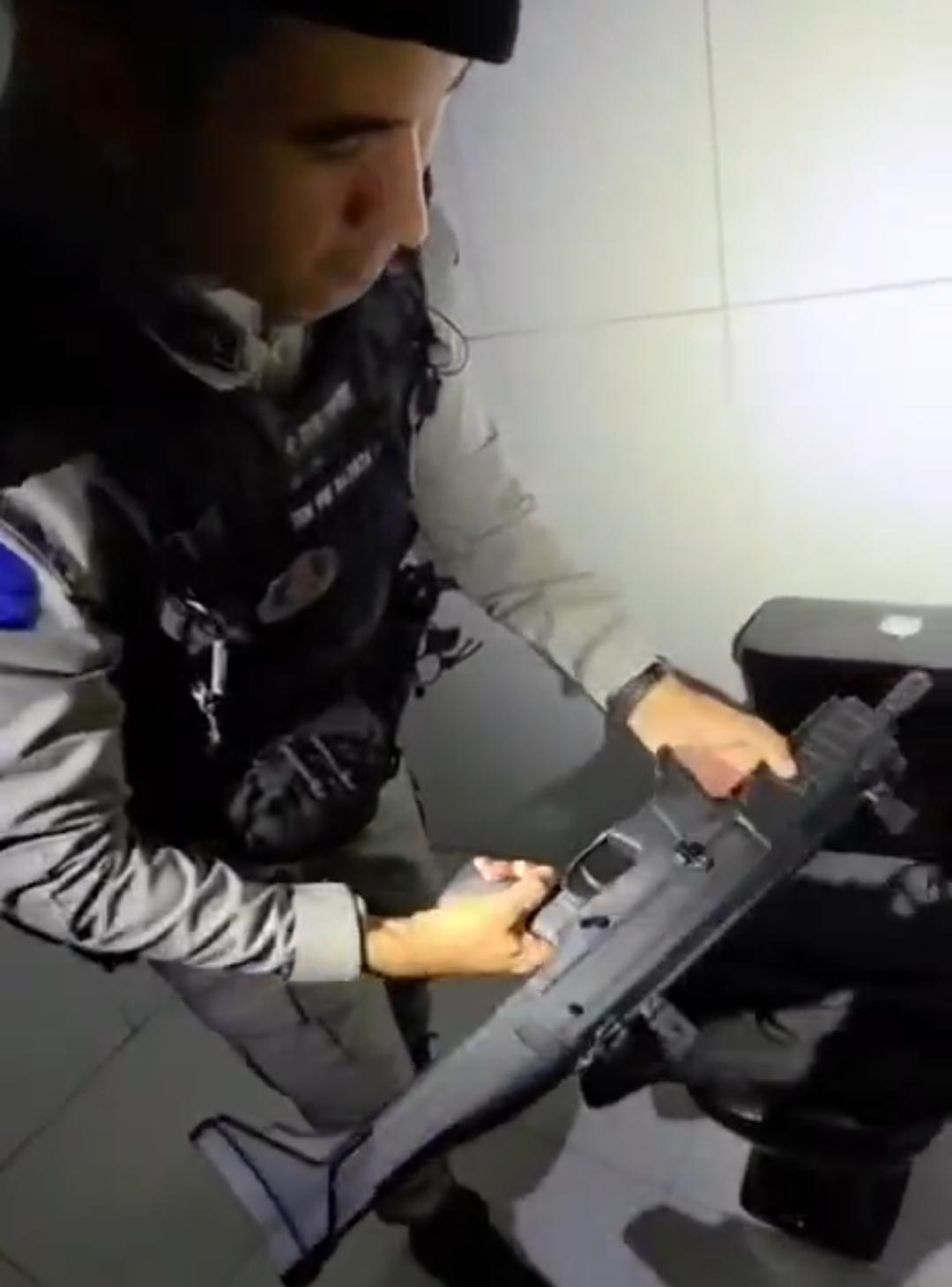 Submetralhadora é apreendida durante operação policial em Arapiraca