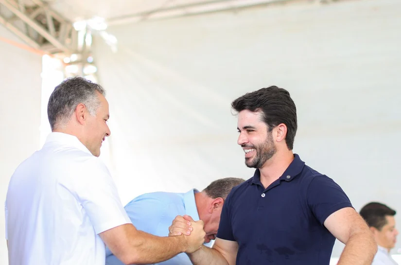 Prefeito de Porto Real do Colégio declara apoio a Renan Filho em caravana