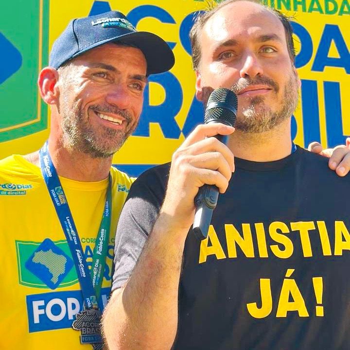 Em Alagoas, Carlos Bolsonaro reforça apoio à pré-candidatura de Leonardo Dias