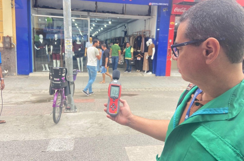 Fiscalização do Iplam combate excesso de som no Centro de Maceió