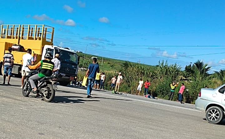 Grave acidente deixa um morto na BR-101, em Messias