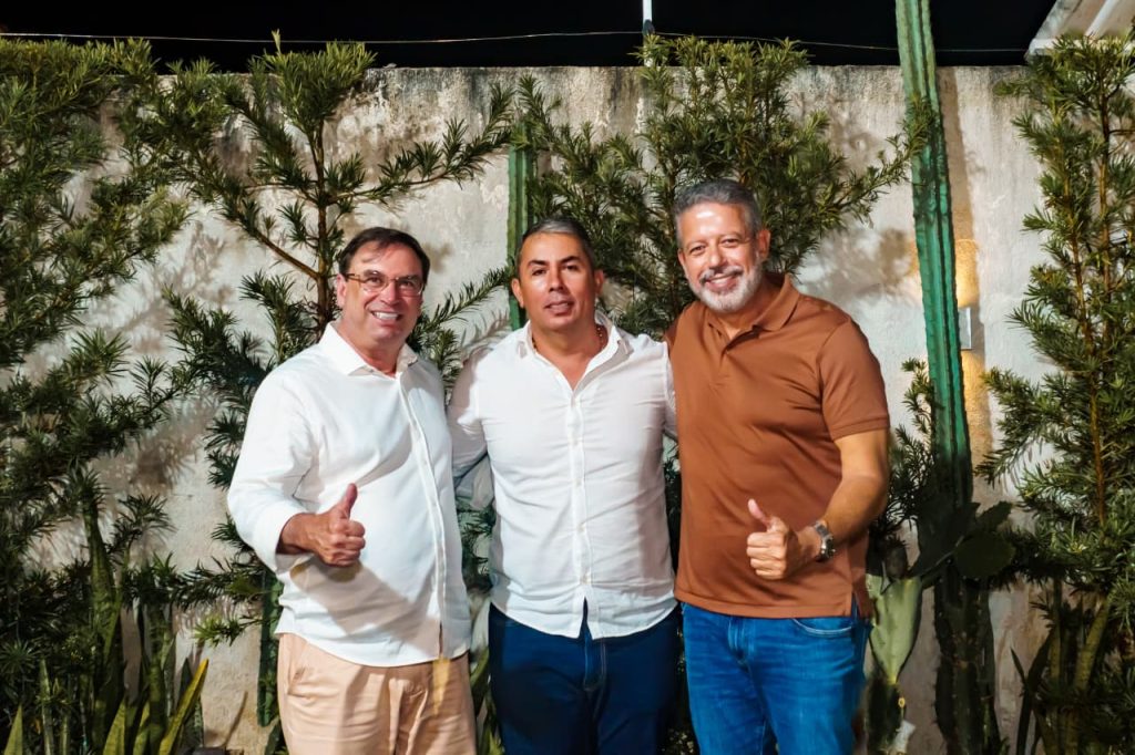 Arthur Lira amplia base em Arapiraca com apoio de 16 vereadores ao Senado
